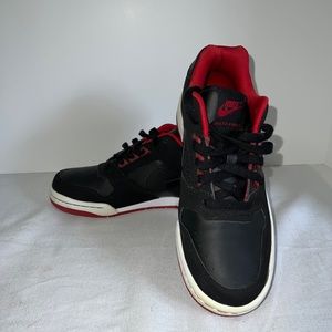 Nike Delta Force Low Youth 7